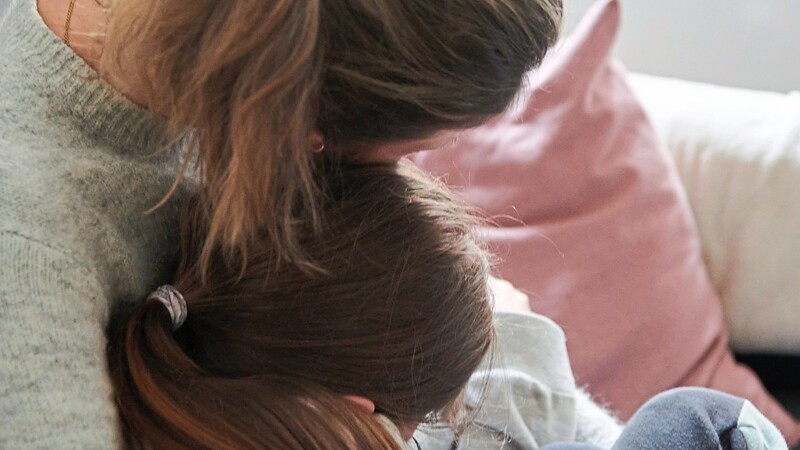 Wenn Mütter in eine Notsituation geraten, sind meist auch die Kinder betroffen.