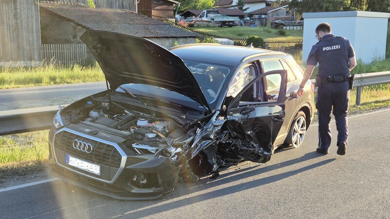Der 30-jährige Fahrer des Audi überstand den Unfall mit leichten Verletzungen.