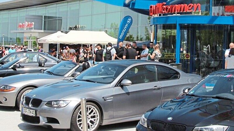 Das Autotreffen der BMW Freunde Straubing findet am Pfingstsonntag auf dem Großparkplatz bei Möbel Wanninger statt.