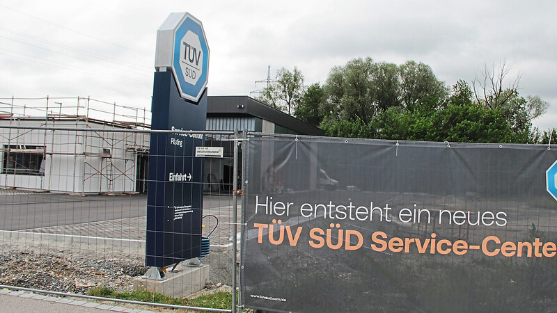 Umzug in ein "autoaffines Gebiet": Der neue Sitz des Landauer TÜV Süd Service-Centers befindet sich auf dem Gelände der Hietzinger Wiesen im Gewerbegebiet Pilsting.