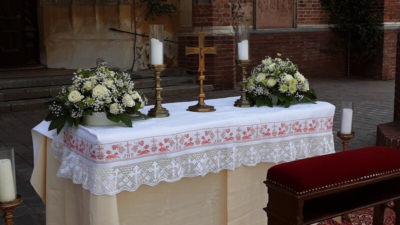 Der Altar an der Heiliggeistkirche wird immer von der Verwaltung des Heiliggeistspitals gestaltet.
