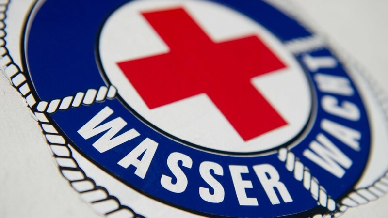 Bei einem tragischen Badeunfall im Mühlsee bei Neufahrn (Landkreis Freising) ist am Sonntagnachmittag ein 19-Jähriger ums Leben gekommen. (Symbolbild)