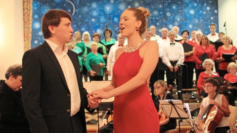 Anaya Hubach und Vincent Wilke bei ihrem Duett aus Mozarts "Don Giovanni".