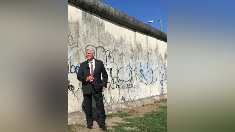Die Überreste der Mauer: für Joachim Gauck eine Mahnung und Erinnerung.