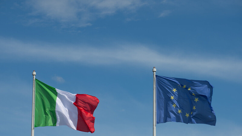 Wegen der ausufernden Staatsverschuldung in Italien empfiehlt die EU-Kommission ein Strafverfahren gegen das Land.