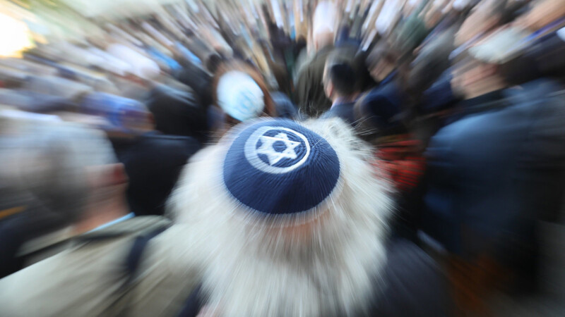 Die Kippa wird von jüdischen Männern als sichtbares Zeichen ihres Glaubens getragen.