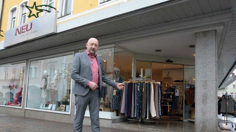 Martin Neu und die Mitarbeiter von Mode Neu freuen sich über jeden Kunden in den Läden.