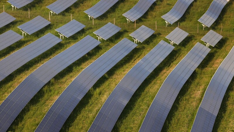 Solarparks sind gerade hoch im Kurs bei Dieben.