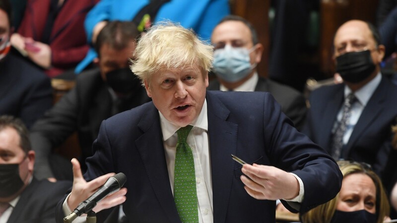Boris Johnson, Premierminister von Großbritannien, spricht im britischen Unterhaus bei der Fragestunde "Prime Minister's Questions".