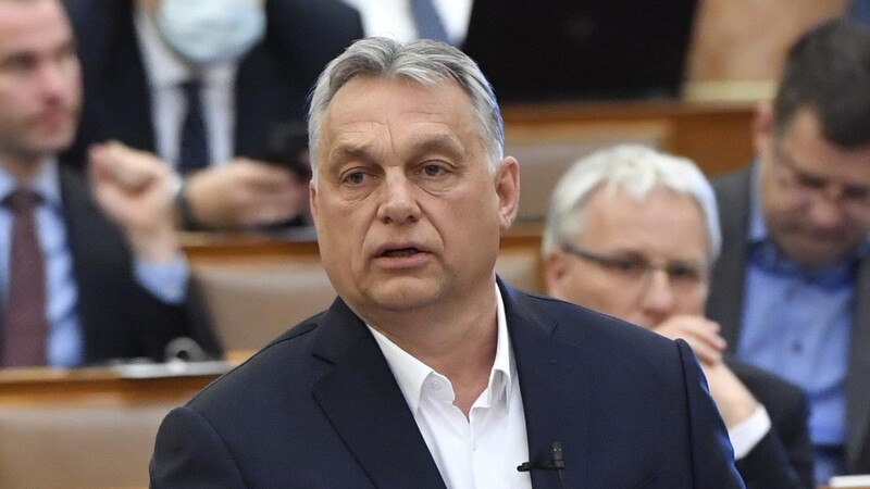 Viktor Orbán hat sich vom ungarischen Parlament mit umfangreichen Sondervollmachten ausstatten lassen, die nicht mit den Werten der Europäischen Union vereinbar sind.