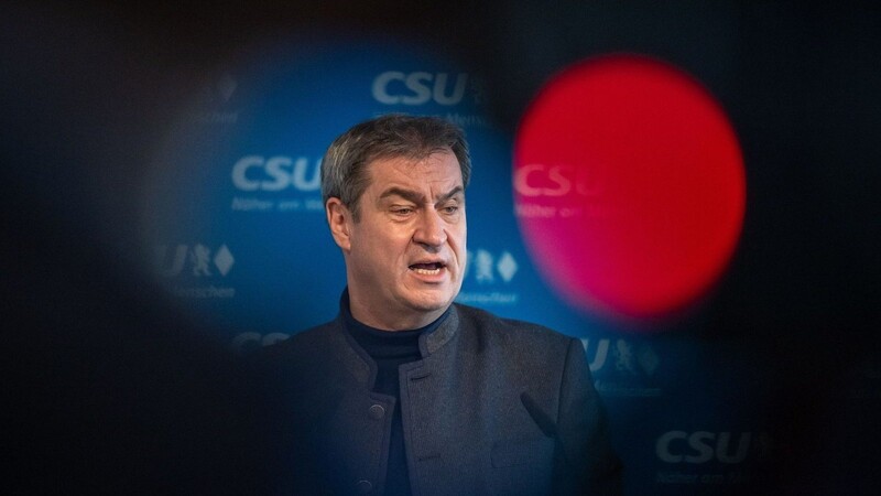 Markus Söder, CSU-Vorsitzender und Ministerpräsident von Bayern, nimmt an einer Pressekonferenz teil.