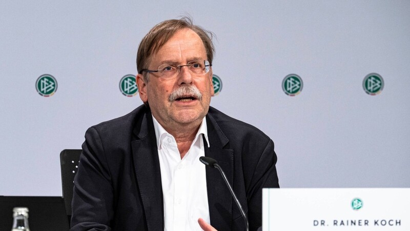 BFV-Präsident Rainer Koch setzt sich für die Wiederaufnahme des Spielbetriebs im bayerischen Amateurfußball ein.
