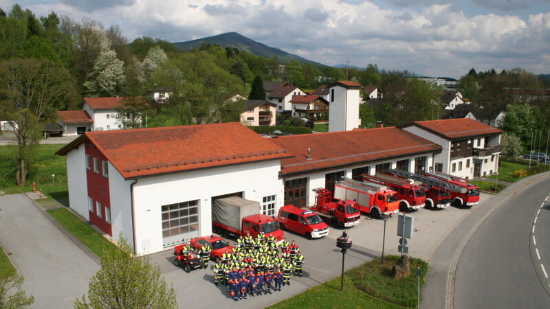 Das Feuerwehrzentrum im Jubiläumsjahr 2013, in dem das 150-jährige Bestehen der Feuerwehr gefeiert wurde.