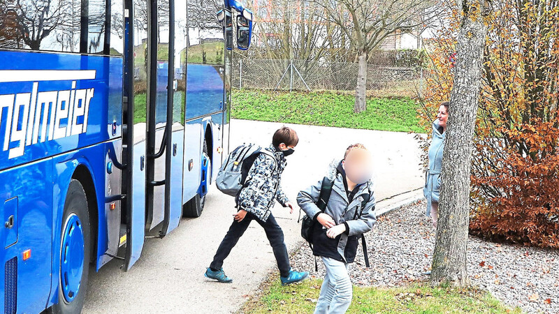 Kinder aus dem Mainburger Ortsteil Wambach werden nach wie vor zur Grundschule Aiglsbach und wieder zurück befödert.