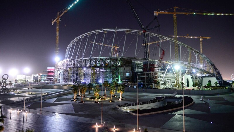 Das Khalifa International Stadium in Doha, Katar. Hier sollen Spiele der WM 2022 stattfinden.
