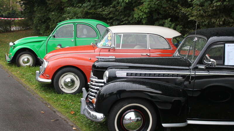 Auto-Nostalgie. Teil der 100-Jahrfeier war eine Oldtimer-Ausfahrt am Sonntag.