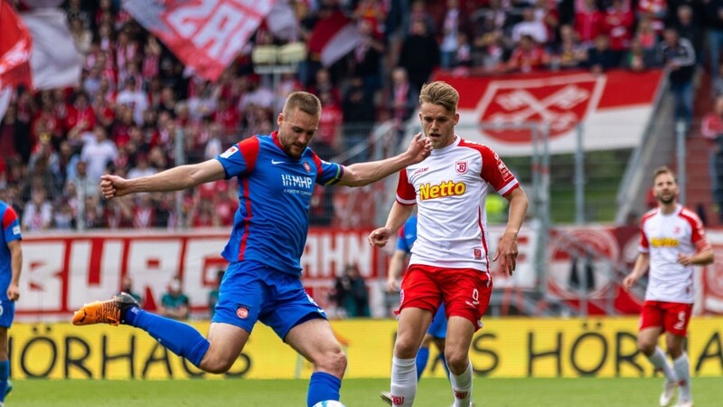 Der SSV Jahn Regensburg hat am Samstagnachmittag das letzte Heimspiel der Saison gegen Heidenheim verloren.