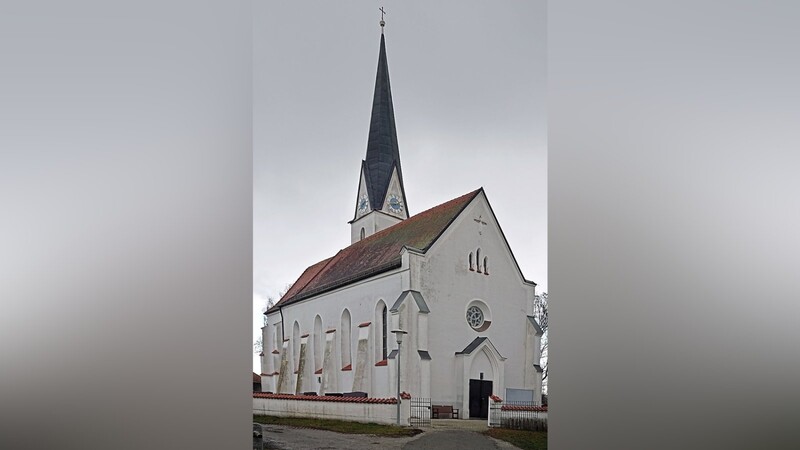 Die Pfarrkirche St. Peter und Paul in Gaindorf.