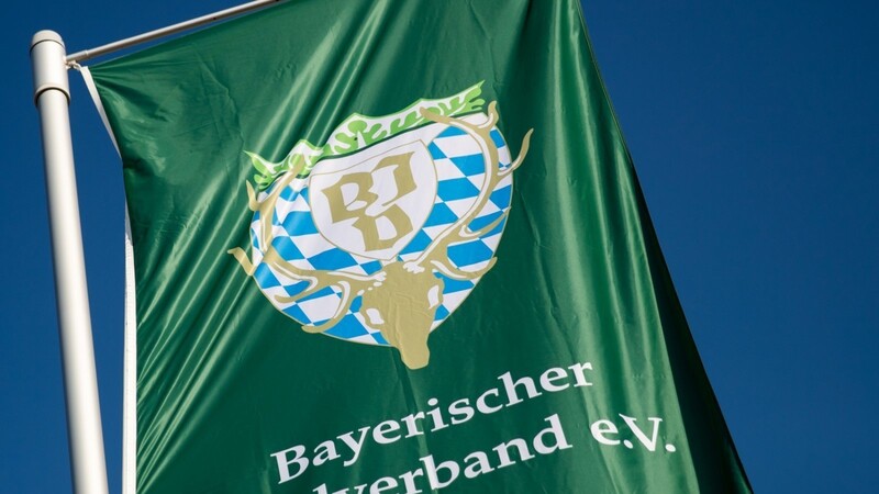 Die Fahne des Bayerischen Jagdverbandes (BJV).