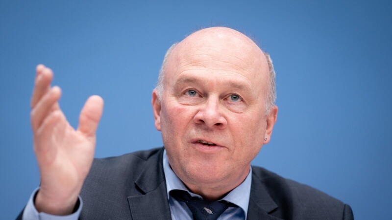 Dietmar Schilff, Stellvertretender Bundesvorsitzender der Gewerkschaft der Polizei (GdP), kritisiert die Versäumnisse der Politik.