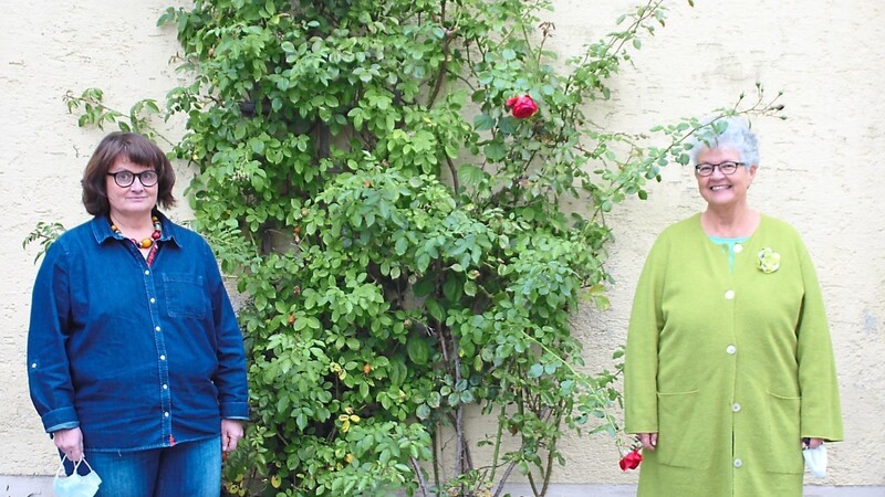 Helene Giglberger (links) und Marianne Leipold vom Franziskus Hospiz-Verein haben eine Ausbildung zur Trauerbegleiterin gemacht.