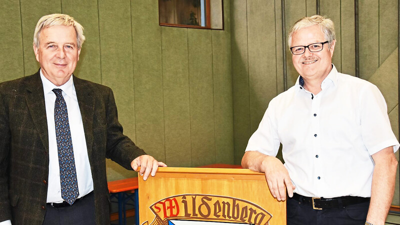 Gerhard Zeitler (rechts) bleibt Vorsitzender der VG Siegenburg; sein Stellvertreter ist weiterhin Georg Bergermeier.