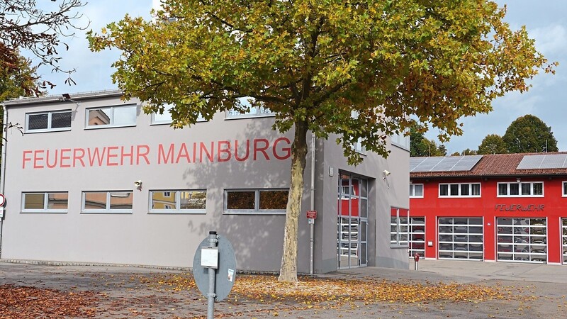 Sollte es zu einem Blackout bei der Stromversorgung kommen, werden die Feuerwehrhäuser so wie das in Mainburg zu sogenannten "Leuchttürmen" aufgerüstet und dienen als Anlaufstelle für die Bürger.