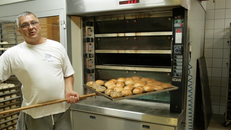 Gut 20 Jahre nach der Übernahme des elterlichen Betriebes schließt Walter Triendl nun seine Bäckerei und Konditorei.