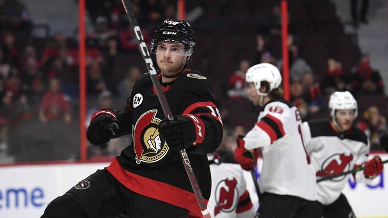 17 Tore und 27 Vorlagen in 46 Spielen - das ist die Bilanz von Drake Batherson (l.) für die Ottawa Senators in dieser NHL-Saison.