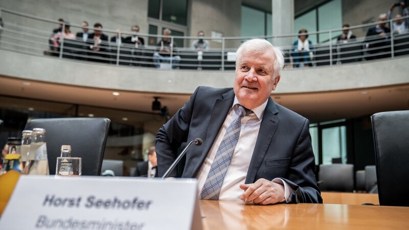 Horst Seehofer (CSU), Bundesminister des Innern, für Bau und Heimat, bei der Befragung als Zeuge im Maut-Untersuchungsausschuss .