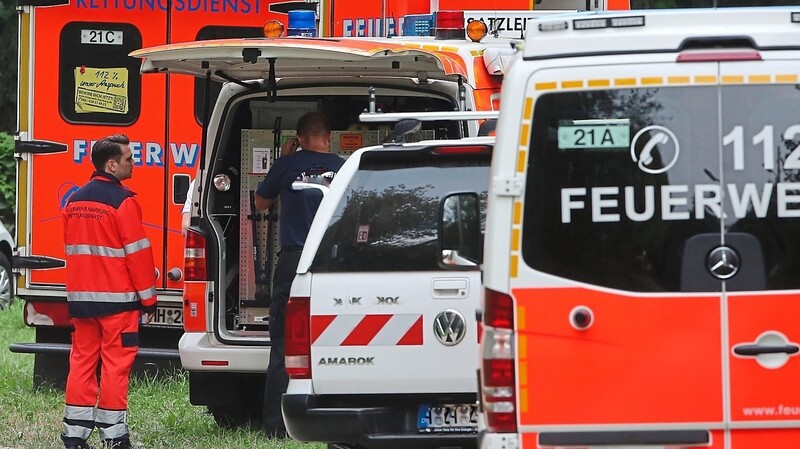 Zahlreiche Polizei- und Rettungskräfte waren am Donnerstag in Freising im Einsatz und konnten Schlimmeres verhindern.