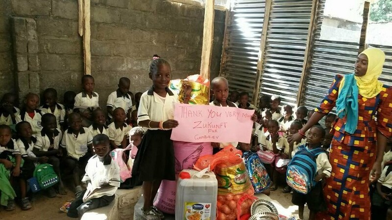 Die Schulspeisung in der "Redroofs Nursery School" in Bundung wird vom Verein "Zukunft für Gambia" finanziert.