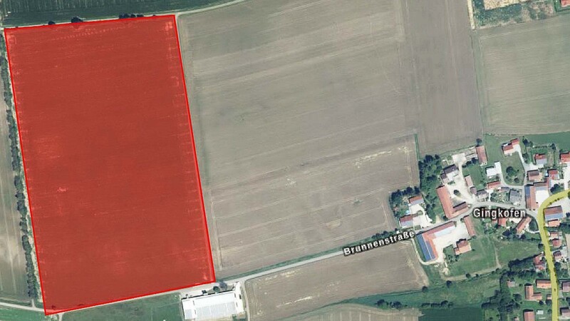Auf der rot markierten Fläche ist bei Gingkofen eine Photovoltaikanlage geplant.