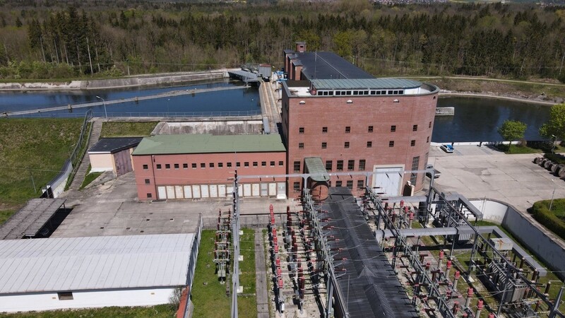 Ergänzung durch einen 20-Megawatt-Stromspeicher? Das Uppenborn-Wasserkraftwerk bei Volkmannsdorferau gerät in den Fokus.