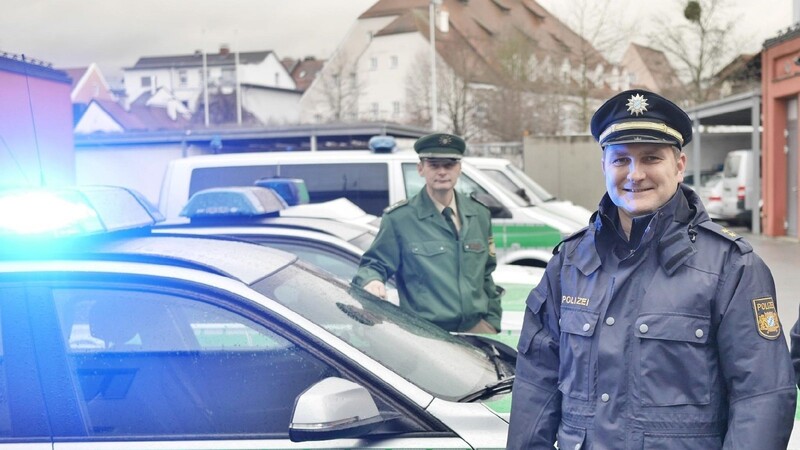 Bei den Straftaten im Deggendorfer Stadtgebiet ist ein stetiger Abwärtstrend zu verzeichnen, konnte Inspektionsleiter Stephan Seiler (r.) beim Sicherheitsgespräch berichten.