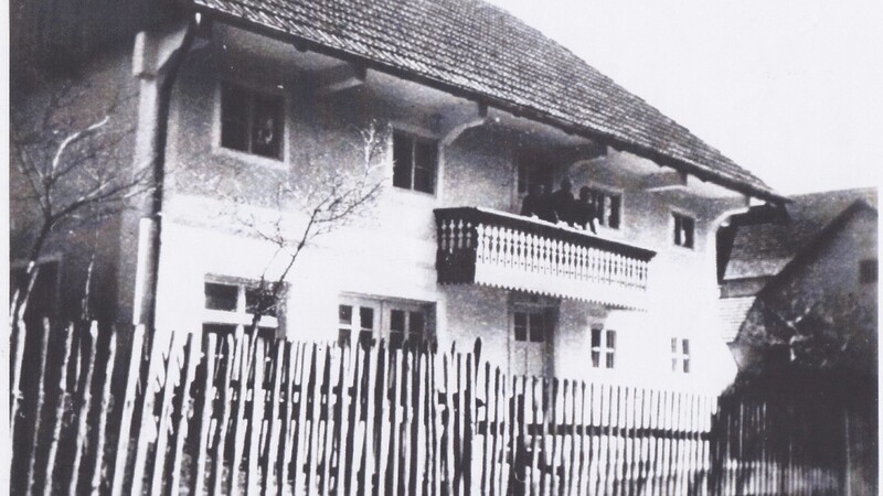 In diesem Haus wurde 1946 der damalige Bürgermeister von Gündlkofen umgebracht.