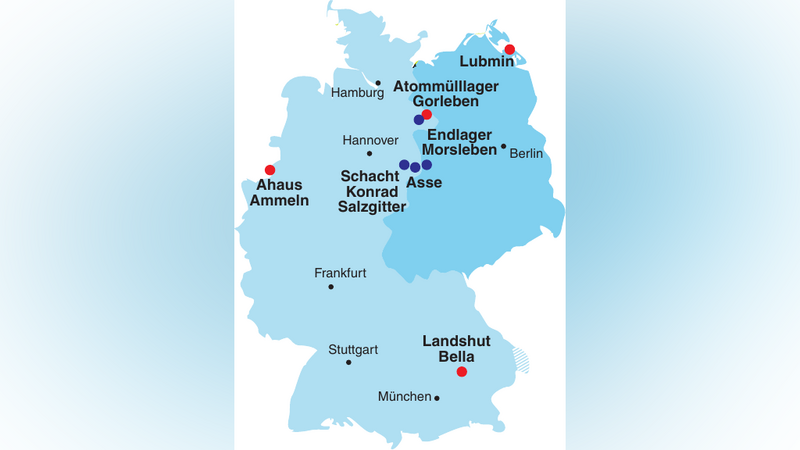 Zwischenlager sind rot, Endlager blau markiert. Die ehemalige DDR ist dunkel abgesetzt. Schraffiert ist der Saldenburger Granit.