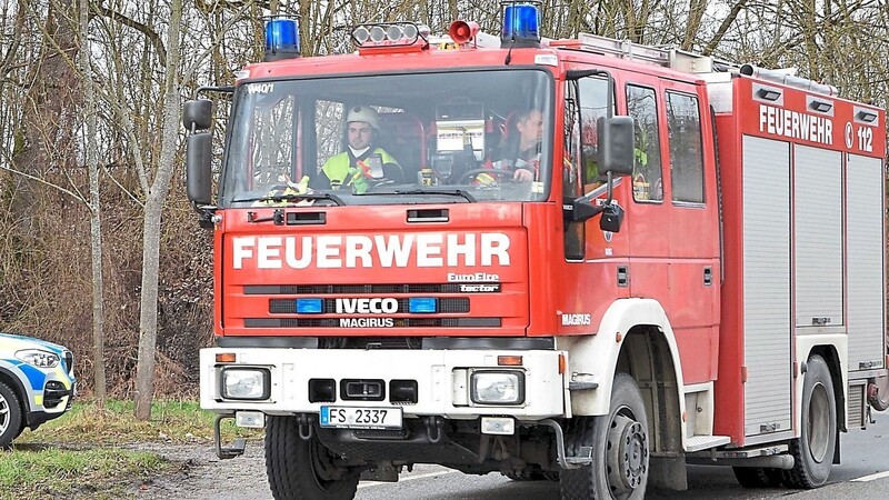 Feuerwehr und Feuerwehrhaus sind immer noch Themen in der Gemeinde Eching. Der Gemeinderat berät derzeit, wie man Geld beim Neubau des Feuerwehrhauses und Bauhofs einsparen kann.