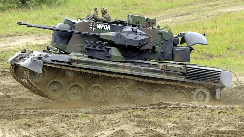 Die Bundesregierung hat der Ukraine die Lieferung von ausgemusterten Gepard-Panzern zugesagt.