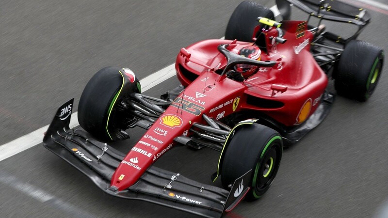 Schnellster am Freitag beim Training in Silverstone: Carlos Sainz im Ferrari.