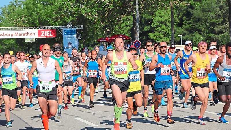 Zahlreiche Läufer gehen jedes Jahr an den Start für den Regensburger Marathon. Die Anmeldung für 2020 läuft bereits.