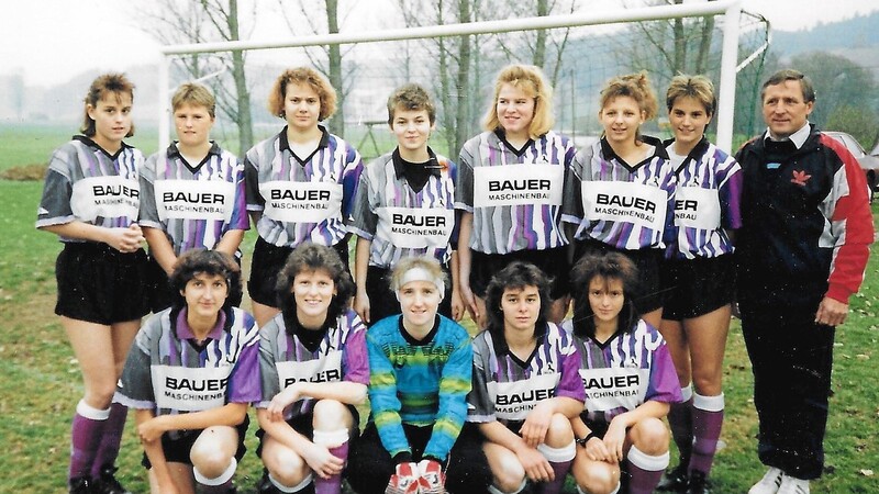 Start in eine erfolgreiche Damenfußball-Geschichte des FC Mariakirchen.