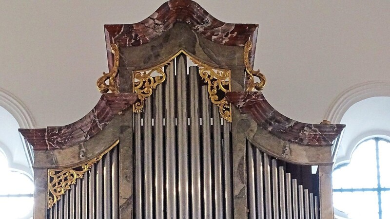 Eine neue Technik erhält die Kirchenorgel in der Schorndorfer Pfarrkirche. Für die Orgelpfeifen können Patenschaften übernommen werden, gestaffelt von zehn bis zu mehreren hundert Euro.