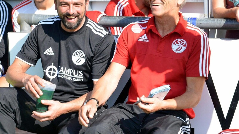 Ob Thomas Semmelmann (li.) und Klaus Augenthaler nach dem Spiel auch noch so gut lachen haben?