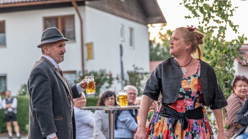 "Da Franz & Sie" (Silvia Höpfl und Franz Rinkes) sorgten für einen Höhepunkt auf dem Bräuhausfest.