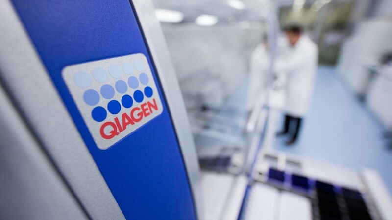 Die Werte des Biotech-Konzerns Qiagen stießen in die Pluszone - wohl auch wegen des Übernahmeangebots durch den US-Konzern Thermo Fisher Scientific.