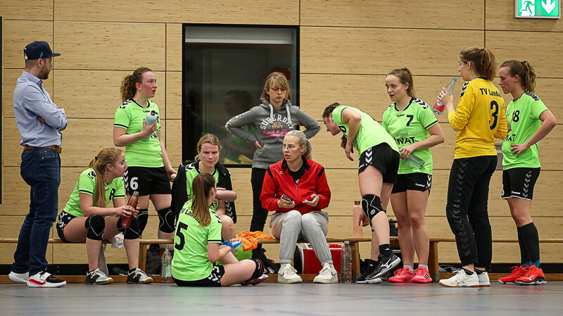 Der kleine Kader machte sich gegen den TV Altötting II bemerkbar, denn die Landauer Handballerinnen konnten ihren Vier-Tore-Vorsprung nicht verteidigen und mussten sich mit einer Punkteteilung zufriedengeben.