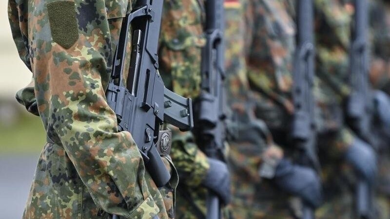 Angesichts der Ukraine-Krise will Deutschland die Bundeswehr massiv aufrüsten. (Symbolbild)