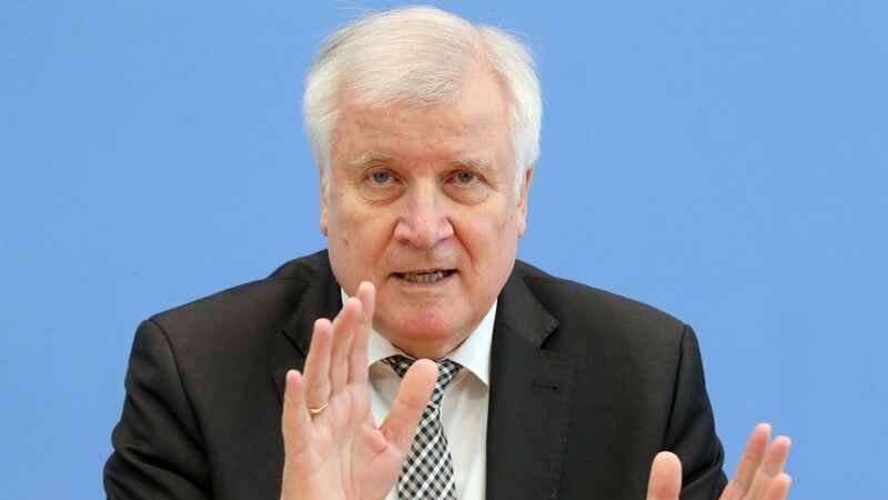 Bundesinnenminister Horst Seehofer will entschlossener gegen Clan-Kriminalität in Deutschland vorgehen.
