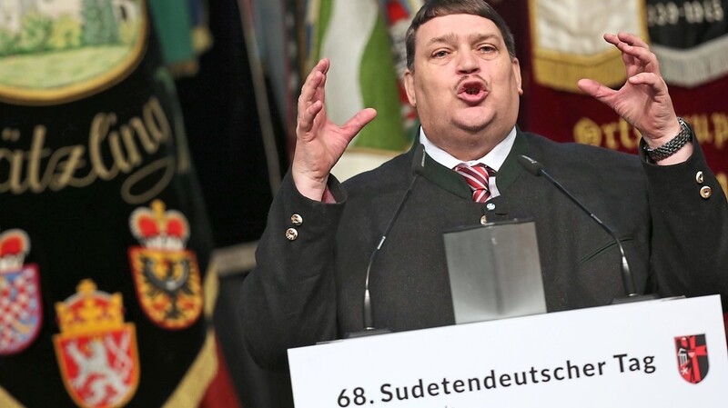 Der Sprecher der Sudetendeutschen Volksgruppe, Bernd Posselt, will als Abgeordneter das EU-Parlament "zum starken Motor eines demokratischen übernationalen Europas" machen.